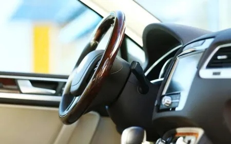 ÖTV Hesaplama Robotu 2025: Cebinizdeki Matematiğe Hoş Geldiniz!